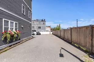 35 Tuckerman St, Boston, MA 02127 - Photo 32