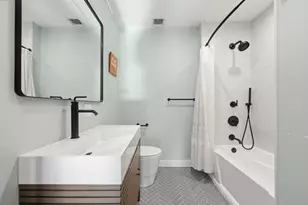 35 Tuckerman St, Boston, MA 02127 - Photo 18
