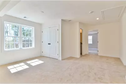16B Crownshield #16B, Uxbridge, MA 01569 - Photo 12