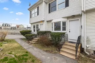 6 Mt Vernon St, Worcester, MA 01605 - Photo 2