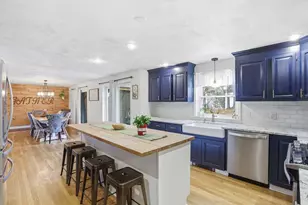 165 Townsend St, Pepperell, MA 01463 - Photo 18