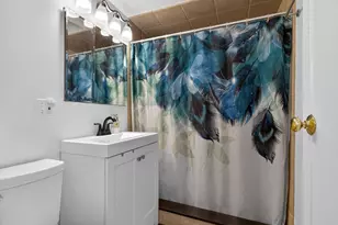 566 Commonwealth Ave, Boston, MA 02215 - Photo 8