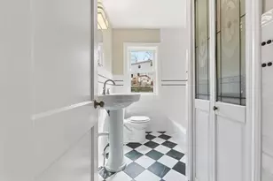 324 Lowel St, Peabody, MA 01960 - Photo 12