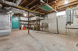 324 Lowel St, Peabody, MA 01960 - Photo 32