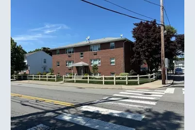 189 River St #1, Waltham, MA 02453 - Photo 2
