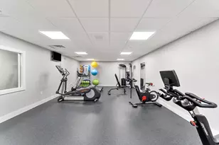 1457 Tremont St, Boston, MA 02120 - Photo 32