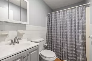 245 Sea St, Quincy, MA 02168 - Photo 12
