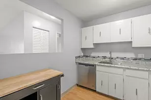 245 Sea St, Quincy, MA 02168 - Photo 8