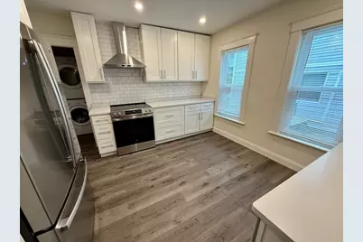 1049 Broadway #1, Somerville, MA 02144 - Photo 4