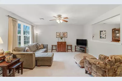 63 Power St #63, Uxbridge, MA 01569 - Photo 6