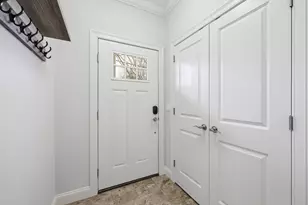 70 Hatfield St, Northampton, MA 01060 - Photo 2