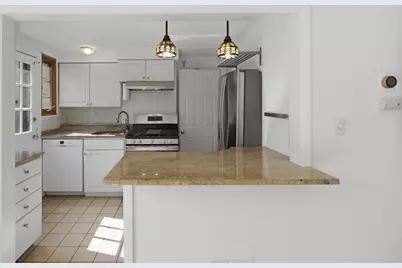 918 Belmont St #918, Watertown, MA 02472 - Photo 4