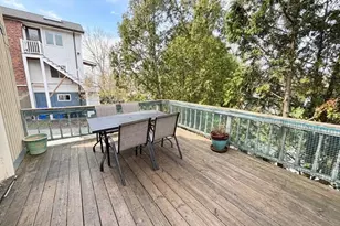 9 Reservoir Rd, Brookline, MA 02467 - Photo 12