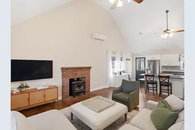 17 Meadowbrook Ln, Norton, MA 02766 - Photo 4