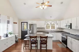 17 Meadowbrook Ln, Norton, MA 02766 - Photo 12