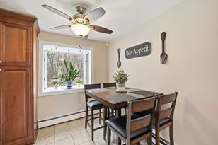 56 Longwood Dr, Chicopee, MA 01020 - Photo 14