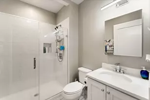 1457 Tremont St, Boston, MA 02120 - Photo 16