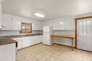 10 Ernest Ave, Quincy, MA 02169 - Photo 8