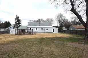 8 Chester St, Montague, MA 01376 - Photo 2