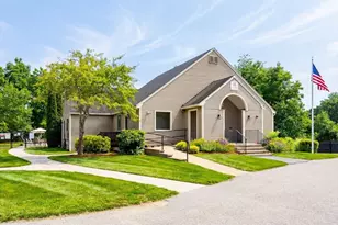 101 Brickett Hill Cir, Haverhill, MA 01830 - Photo 32