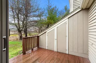101 Brickett Hill Cir, Haverhill, MA 01830 - Photo 14