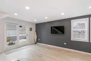 18 Sherman Pl, Woburn, MA 01801 - Photo 30