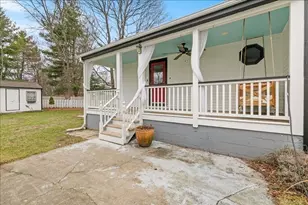 18 Sherman Pl, Woburn, MA 01801 - Photo 6
