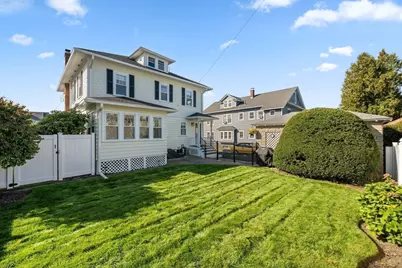 18 Hillcroft Ave, Worcester, MA 01606 - Photo 32