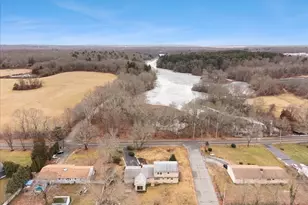 675 Wood St, Swansea, MA 02777 - Photo 38