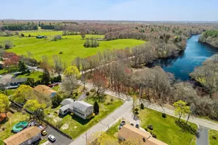 675 Wood St, Swansea, MA 02777 - Photo 38