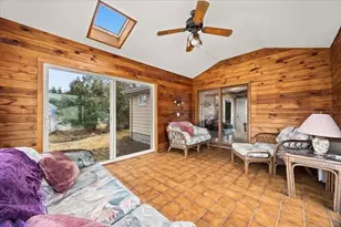 675 Wood St, Swansea, MA 02777 - Photo 16
