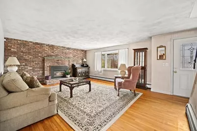 675 Wood St, Swansea, MA 02777 - Photo 6