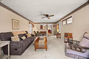 675 Wood St, Swansea, MA 02777 - Photo 14