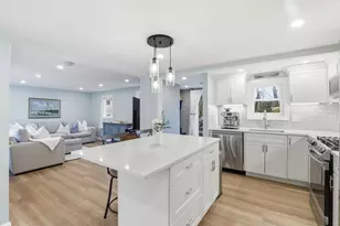 110 Union St, Holliston, MA 01746 - Photo 2