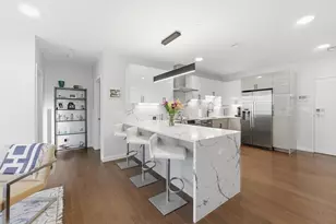 68 Los Angeles, Newton, MA 02458 - Photo 4