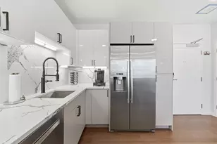 68 Los Angeles, Newton, MA 02458 - Photo 6