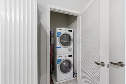 68 Los Angeles #PH5, Newton, MA 02458 - Photo 18