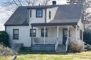 149 Lake St, Webster, MA 01570 - Photo 1