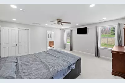 596 South St, Shrewsbury, MA 01545 - Photo 14