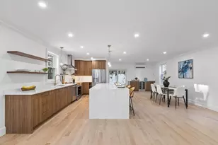 25 Landry Rd, Medford, MA 02155 - Photo 14