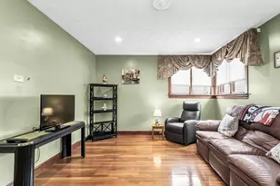 43 Englewood Ave, Chelsea, MA 02150 - Photo 18