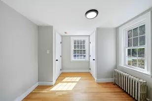 17 Hartford Ave W, Mendon, MA 01756 - Photo 14