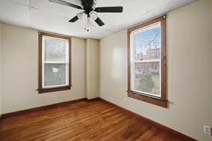 76 Hampden St, Springfield, MA 01151 - Photo 12