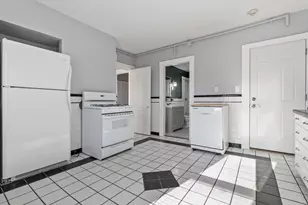 55 Pine St, Swampscott, MA 01907 - Photo 16