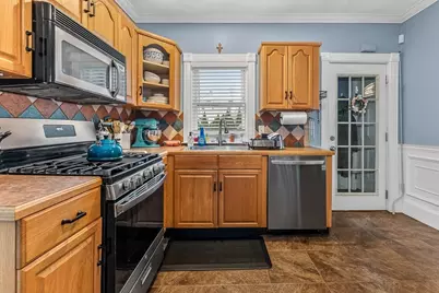 125 Vine St, East Providence, RI 02914 - Photo 20