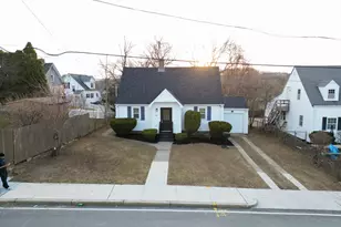 1 Triangle St, Worcester, MA 01606 - Photo 8