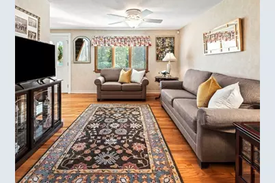 157 Wildwood Ave, Springfield, MA 01118 - Photo 14