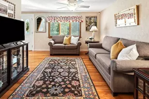 157 Wildwood Ave, Springfield, MA 01118 - Photo 14