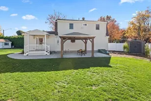 157 Wildwood Ave, Springfield, MA 01118 - Photo 34