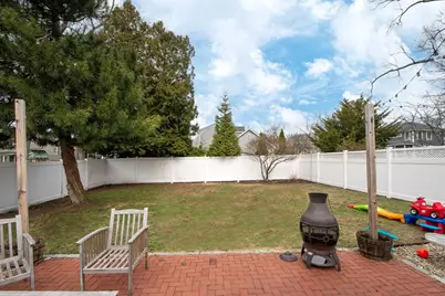 14 Sumner Ave, Braintree, MA 02184 - Photo 6